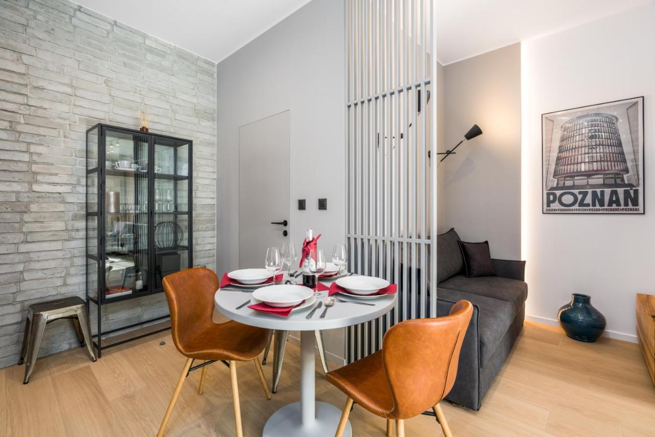 Central Apartments Garbary By Noclegi Renters بوزنان المظهر الخارجي الصورة