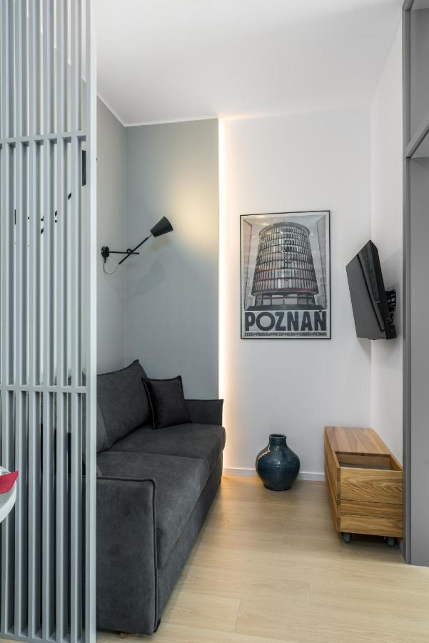 Central Apartments Garbary By Noclegi Renters بوزنان المظهر الخارجي الصورة